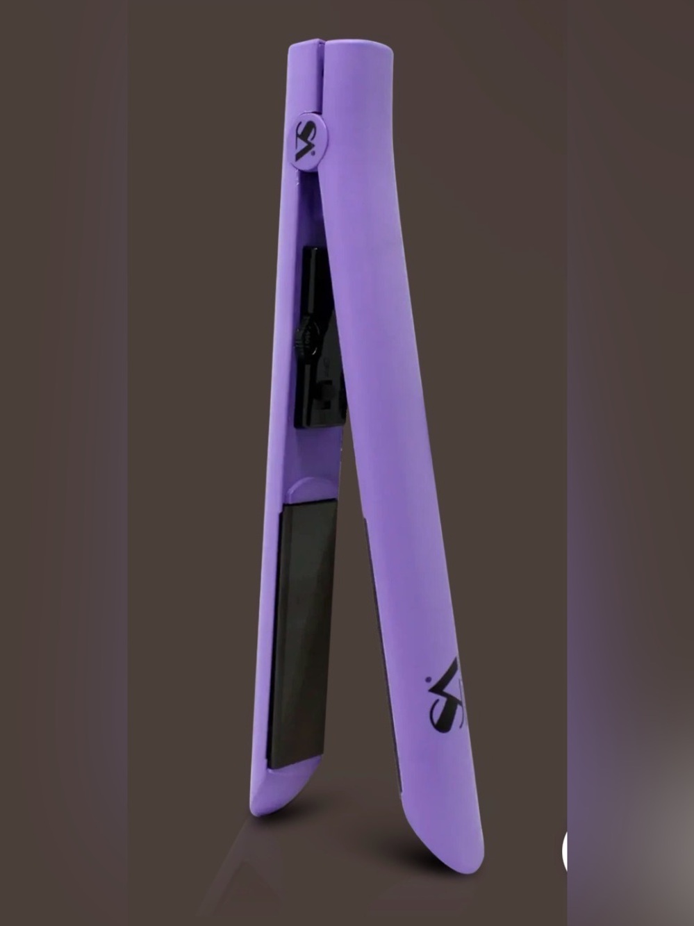 STRAIGHT AHEAD Bionic Pro
CERAMIC FLAT IRON